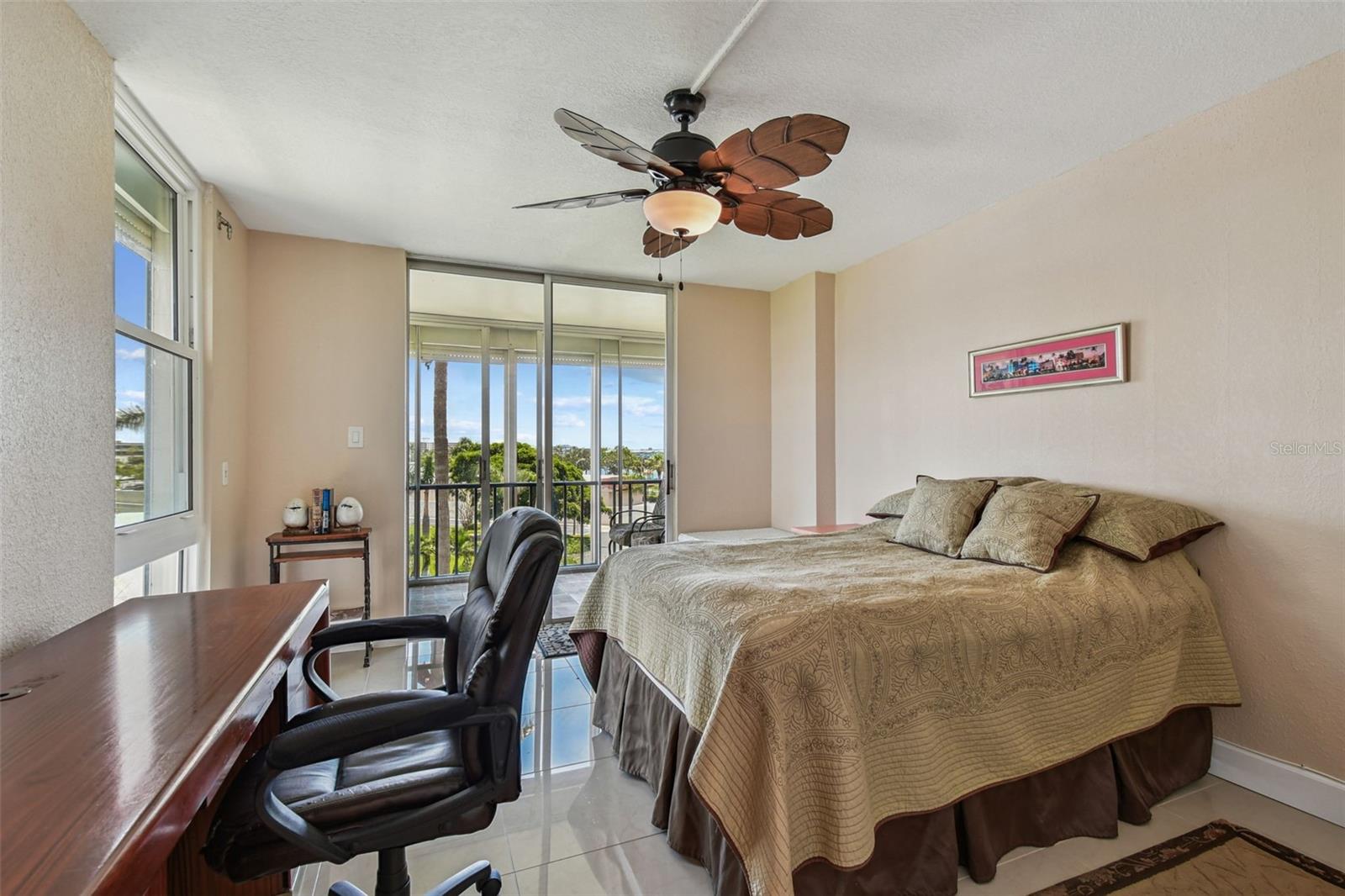 Image 28 of 64 For 7400 Sun Island Drive S 411
