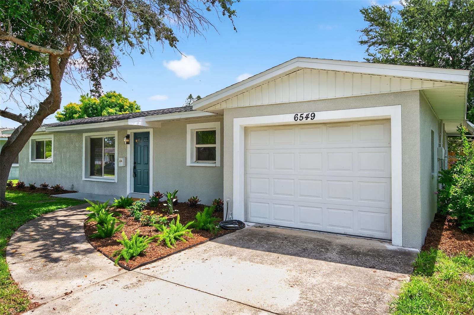 Details for 6549 19th Street N, ST PETERSBURG, FL 33702