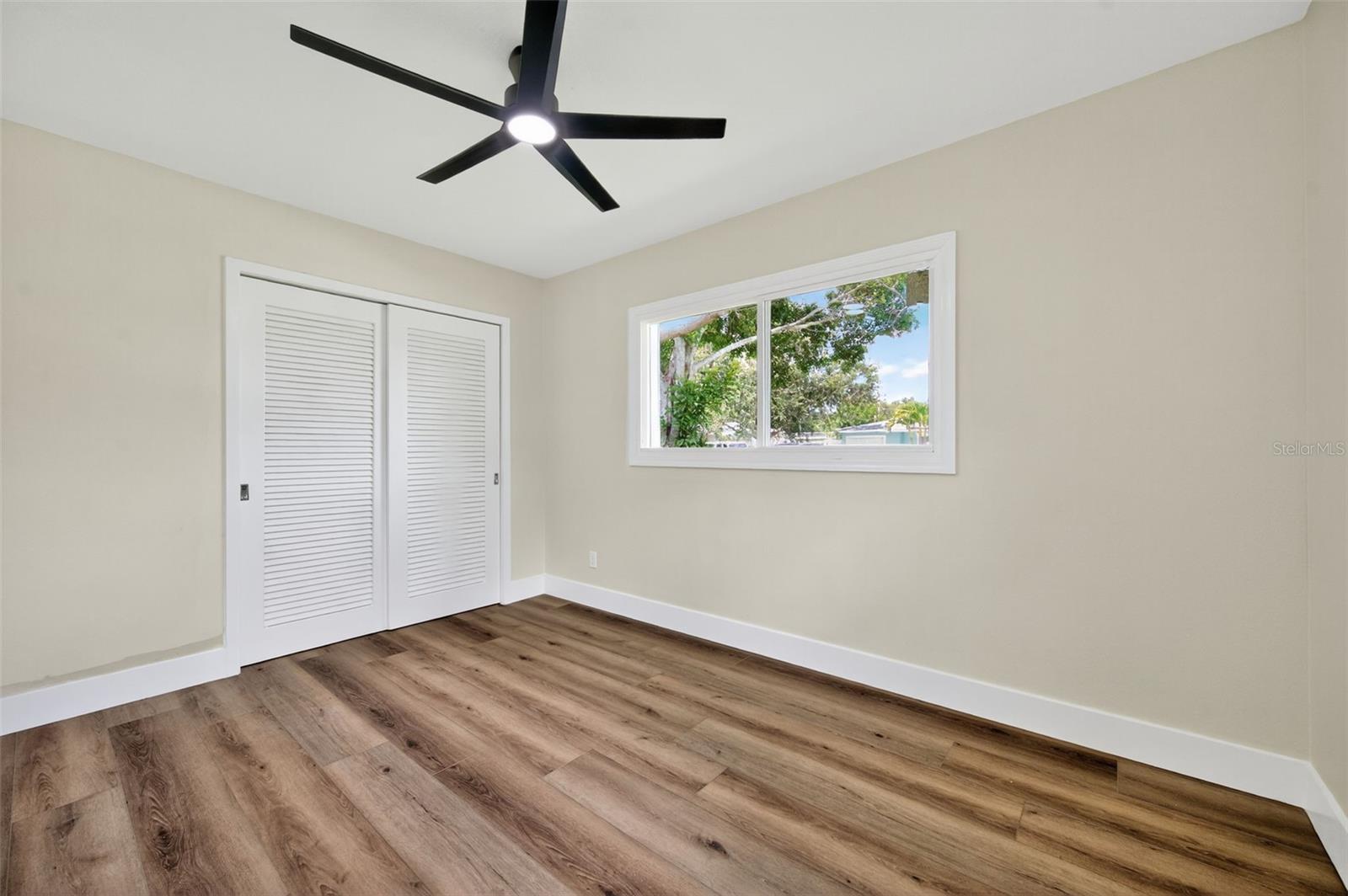 Image 13 of 30 For 6549 19th Street N