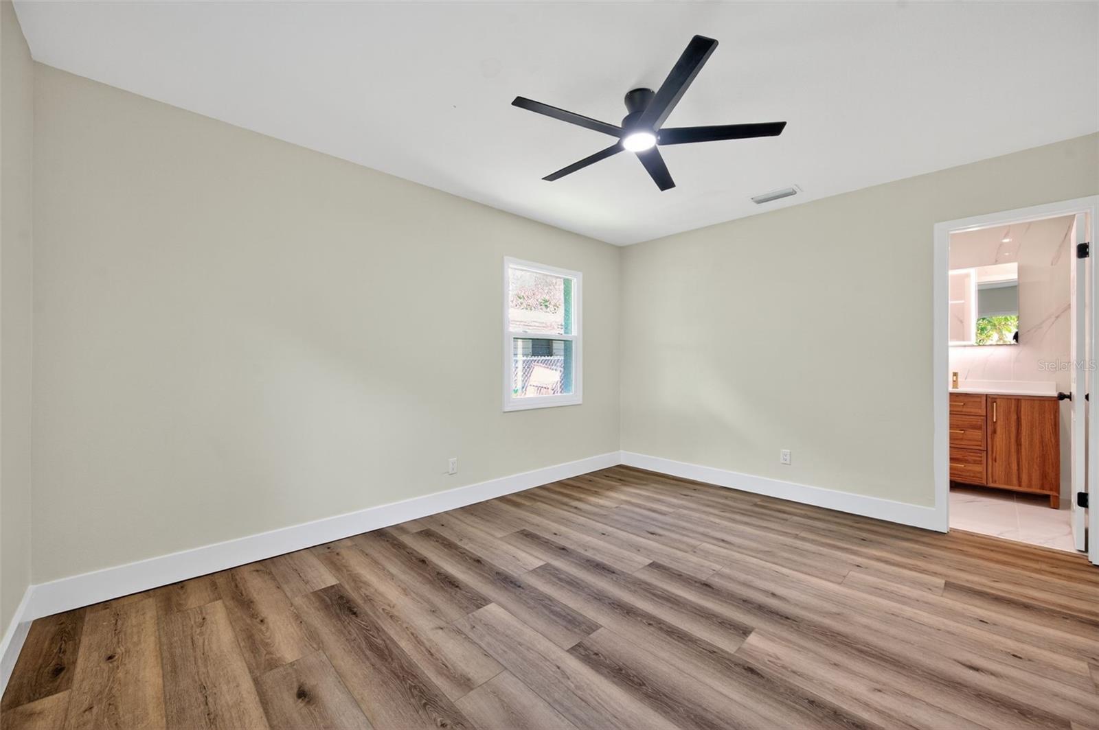 Image 16 of 30 For 6549 19th Street N
