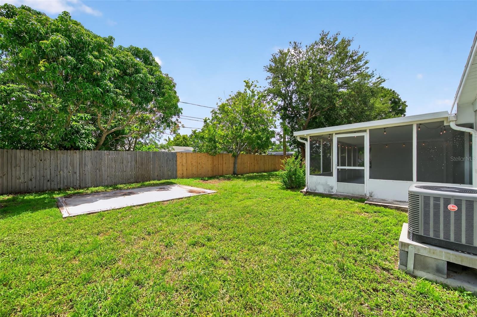 Image 24 of 30 For 6549 19th Street N