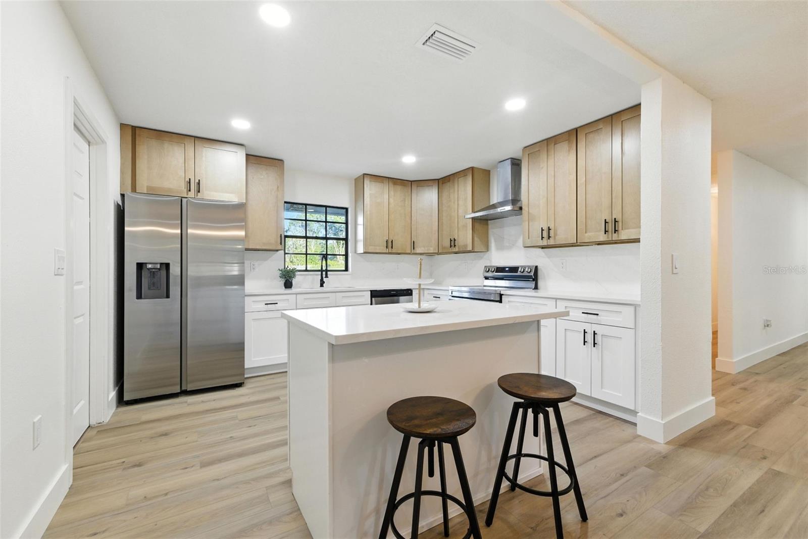 Image 15 of 30 For 6940 Newman Circle E