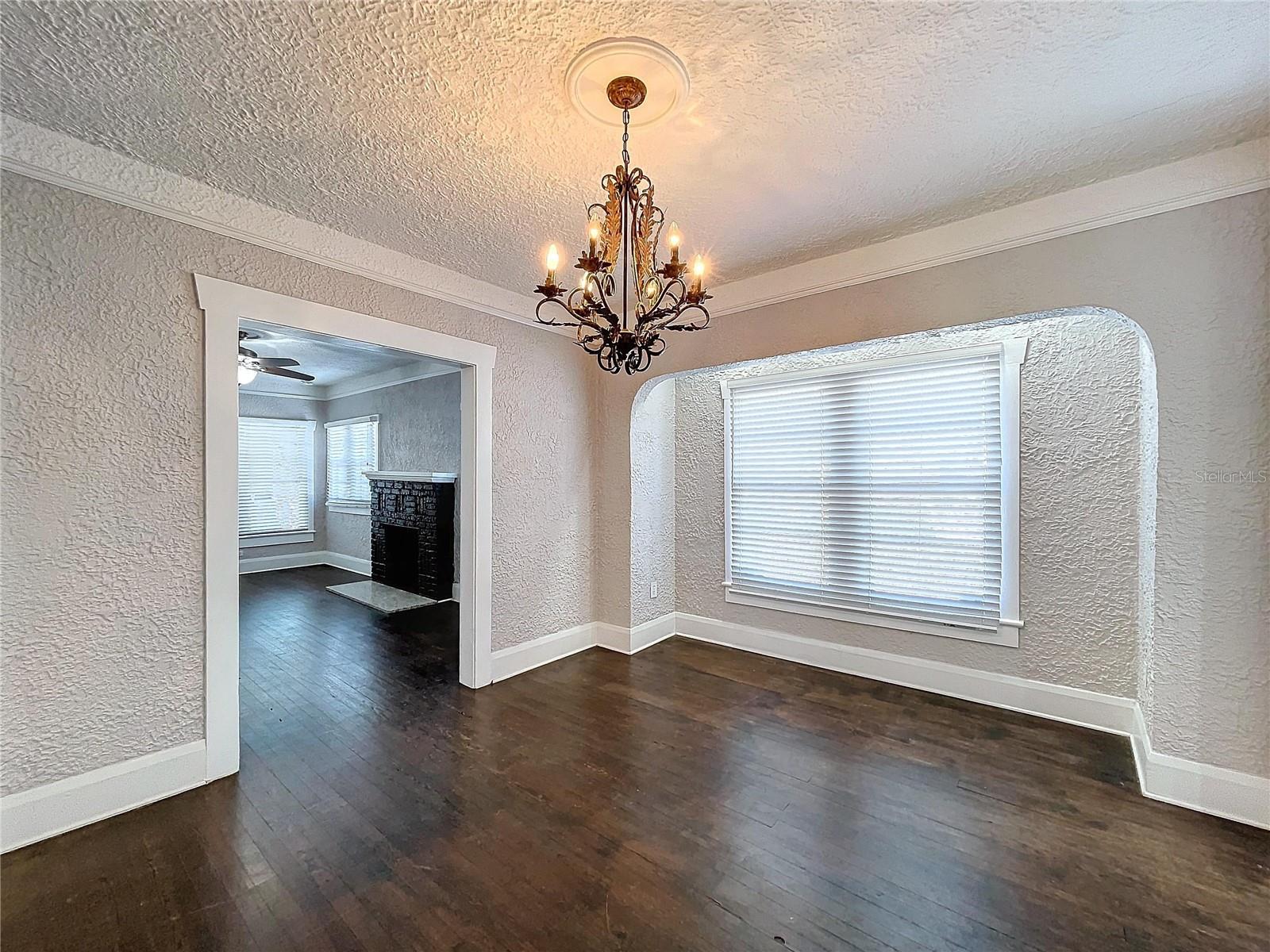 Image 12 of 48 For 213 Wilder Avenue