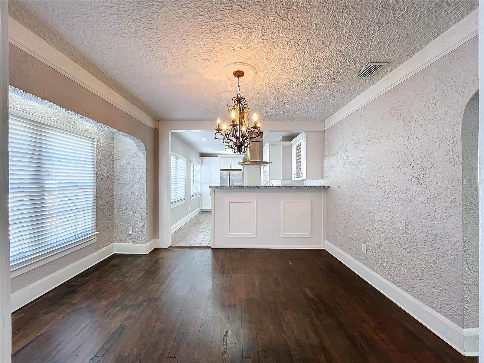 Image 15 of 48 For 213 Wilder Avenue