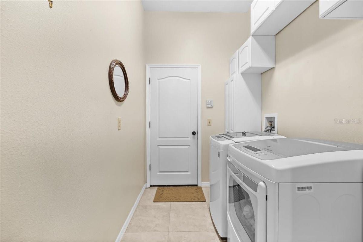 Image 18 of 35 For 3613 Pendleton Way