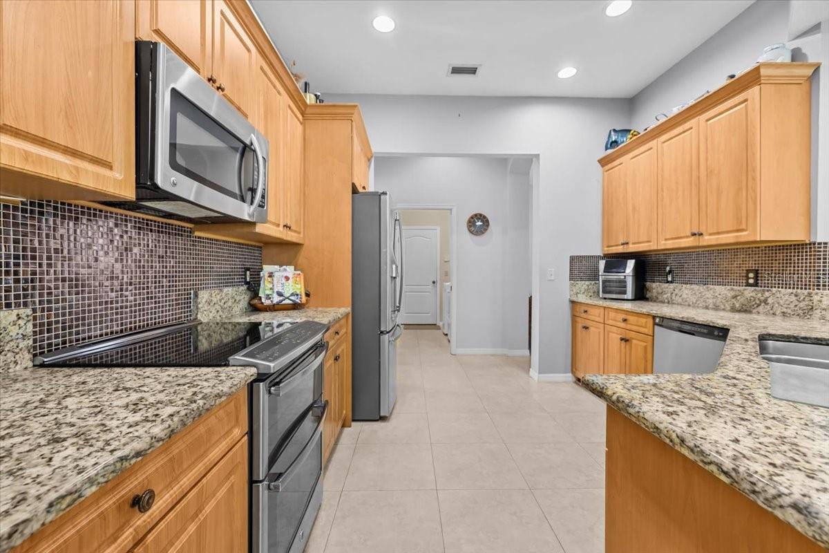 Image 8 of 35 For 3613 Pendleton Way