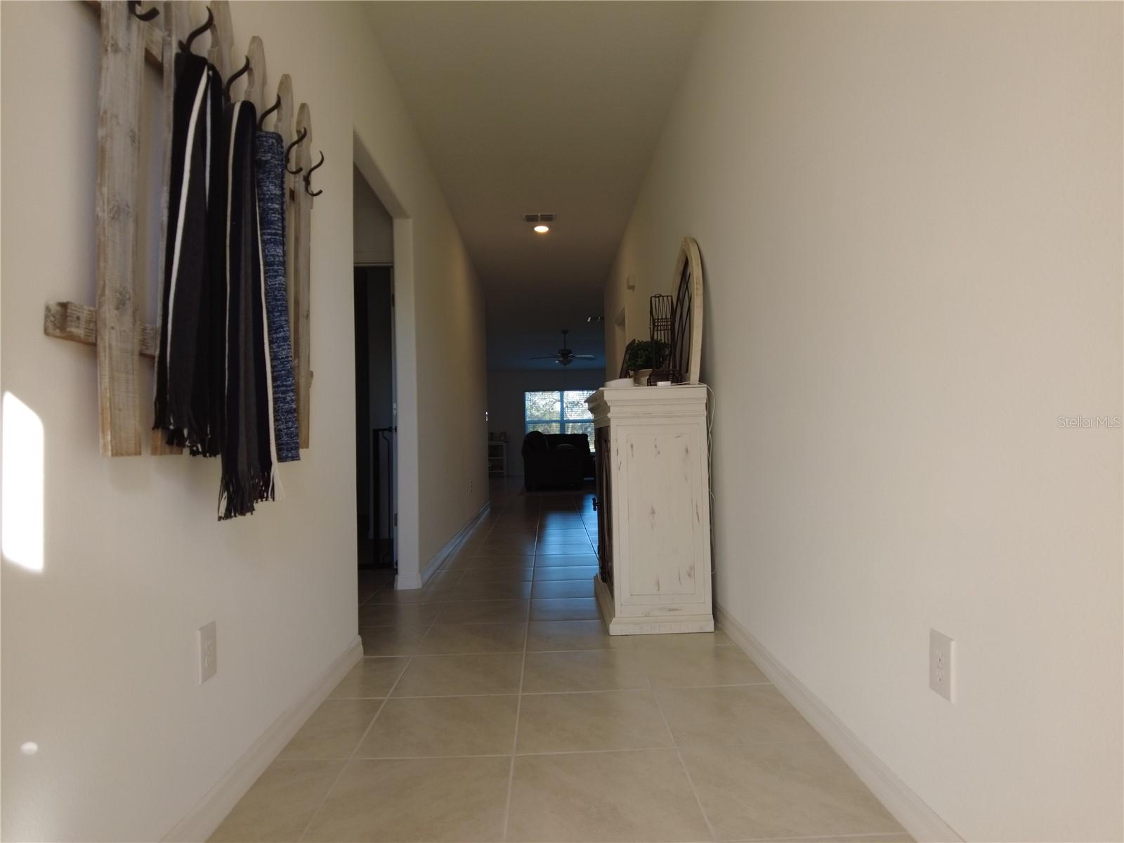 Listing photo id 4 for 6743 Bar S Bar Trail