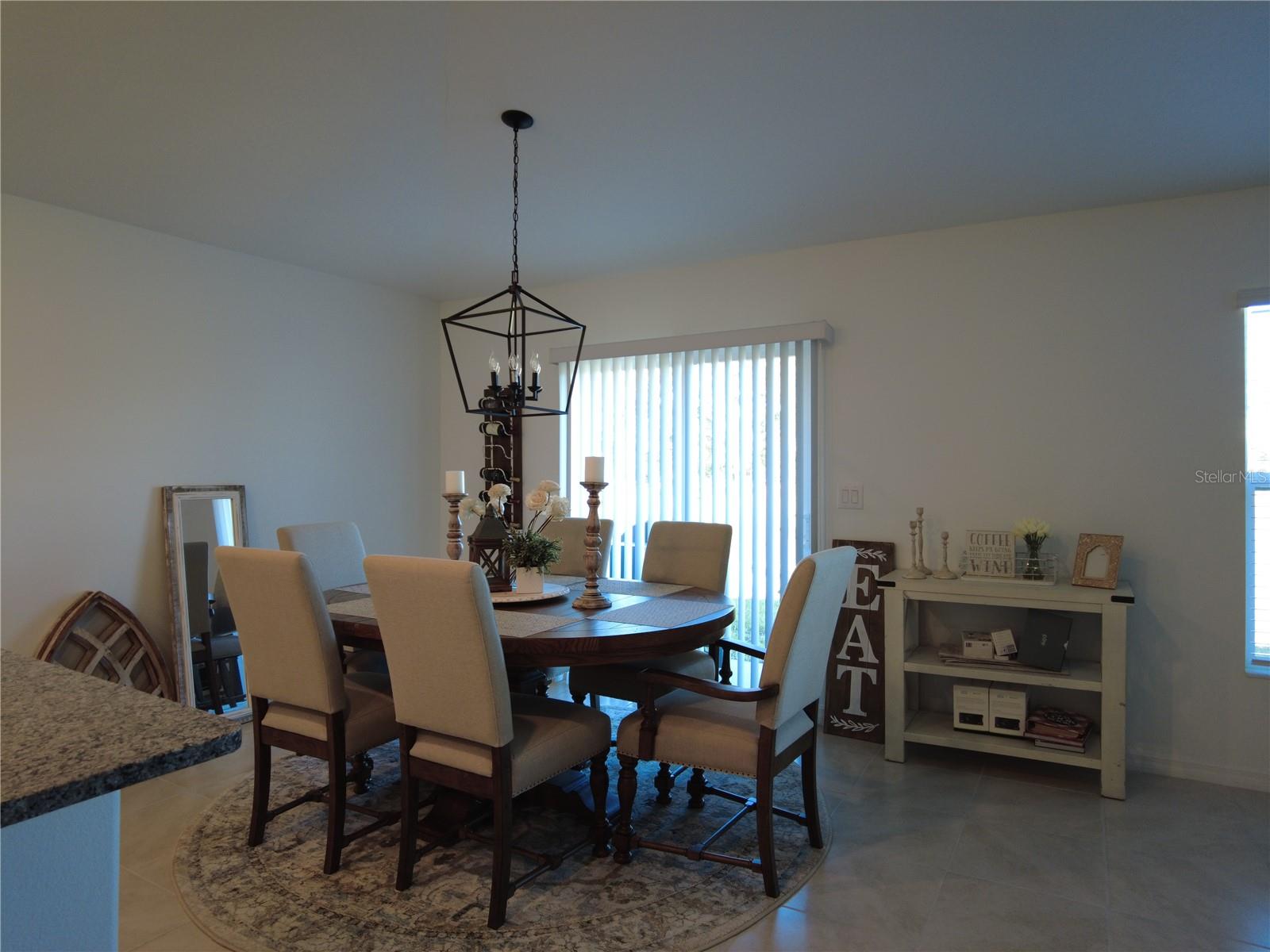 Listing photo id 7 for 6743 Bar S Bar Trail
