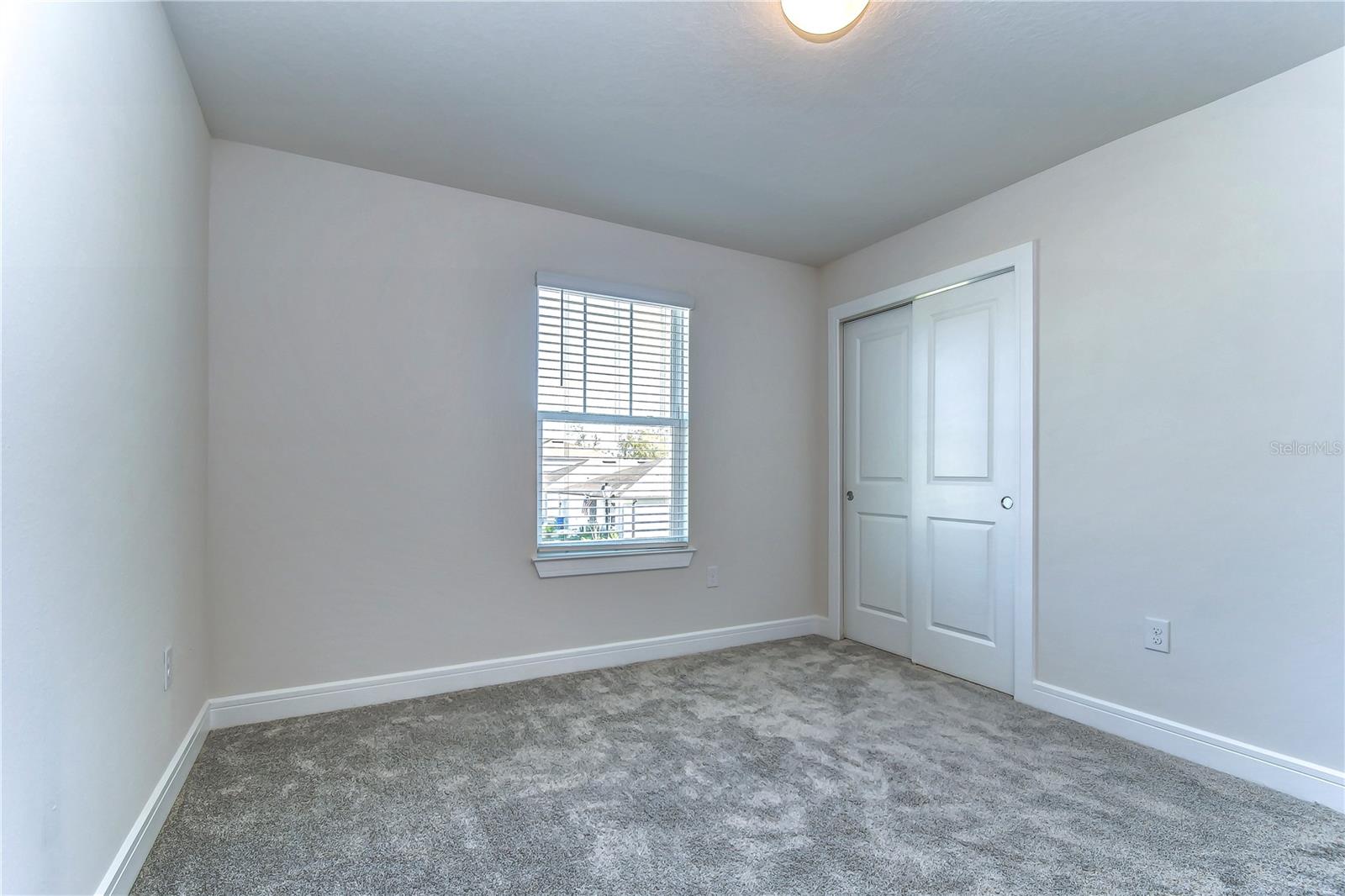 Listing photo id 31 for 30600 Thunderbird Drive