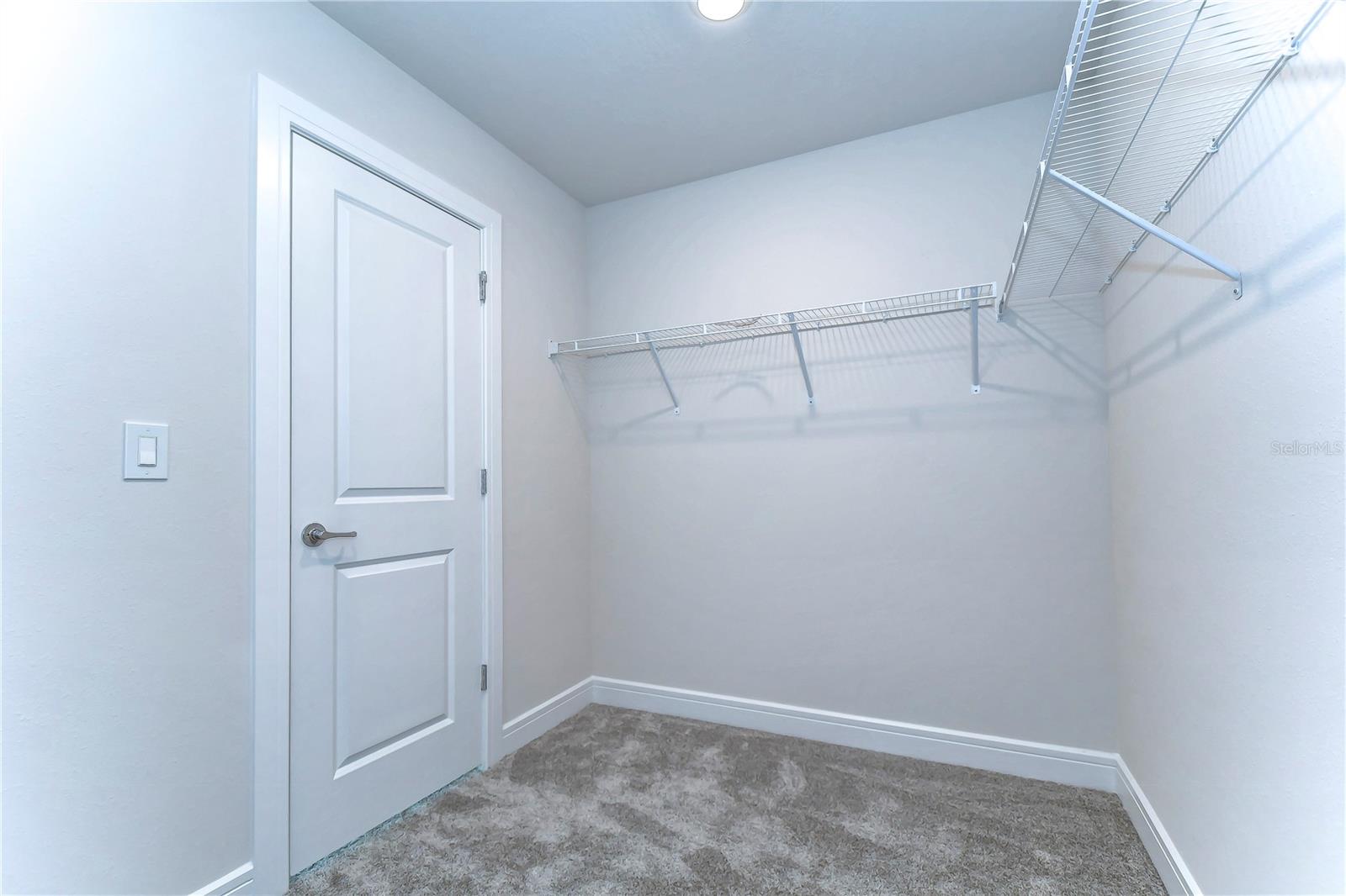 Listing photo id 34 for 30600 Thunderbird Drive
