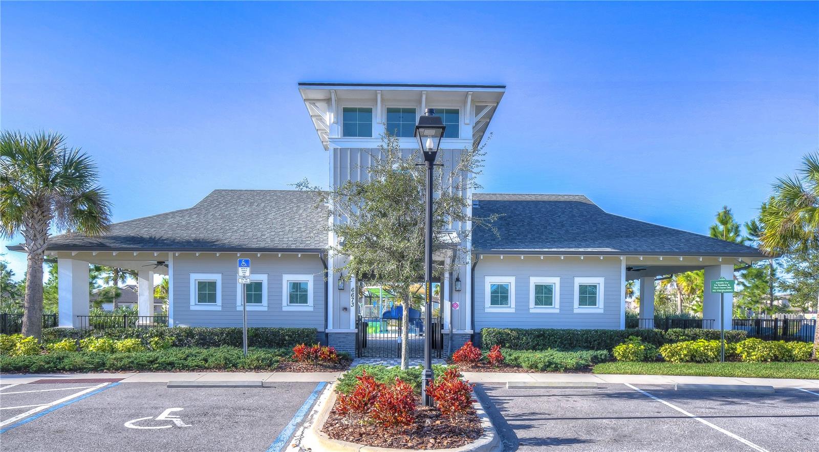 Listing photo id 39 for 30600 Thunderbird Drive
