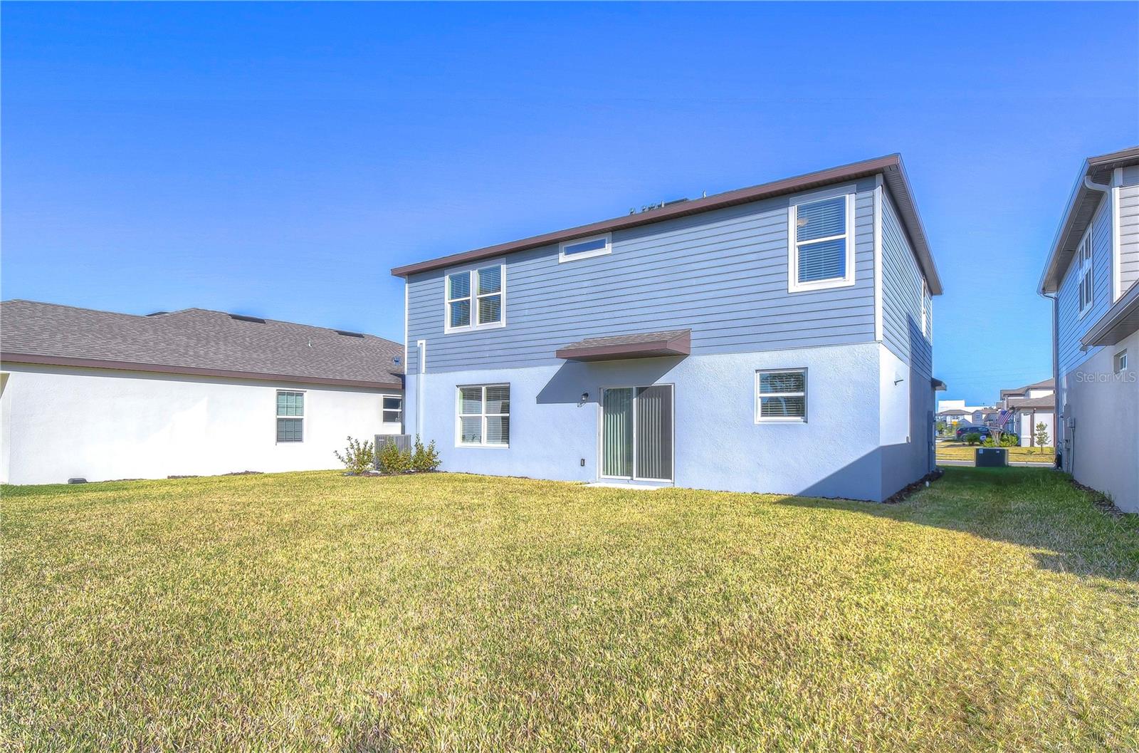 Listing photo id 4 for 30600 Thunderbird Drive