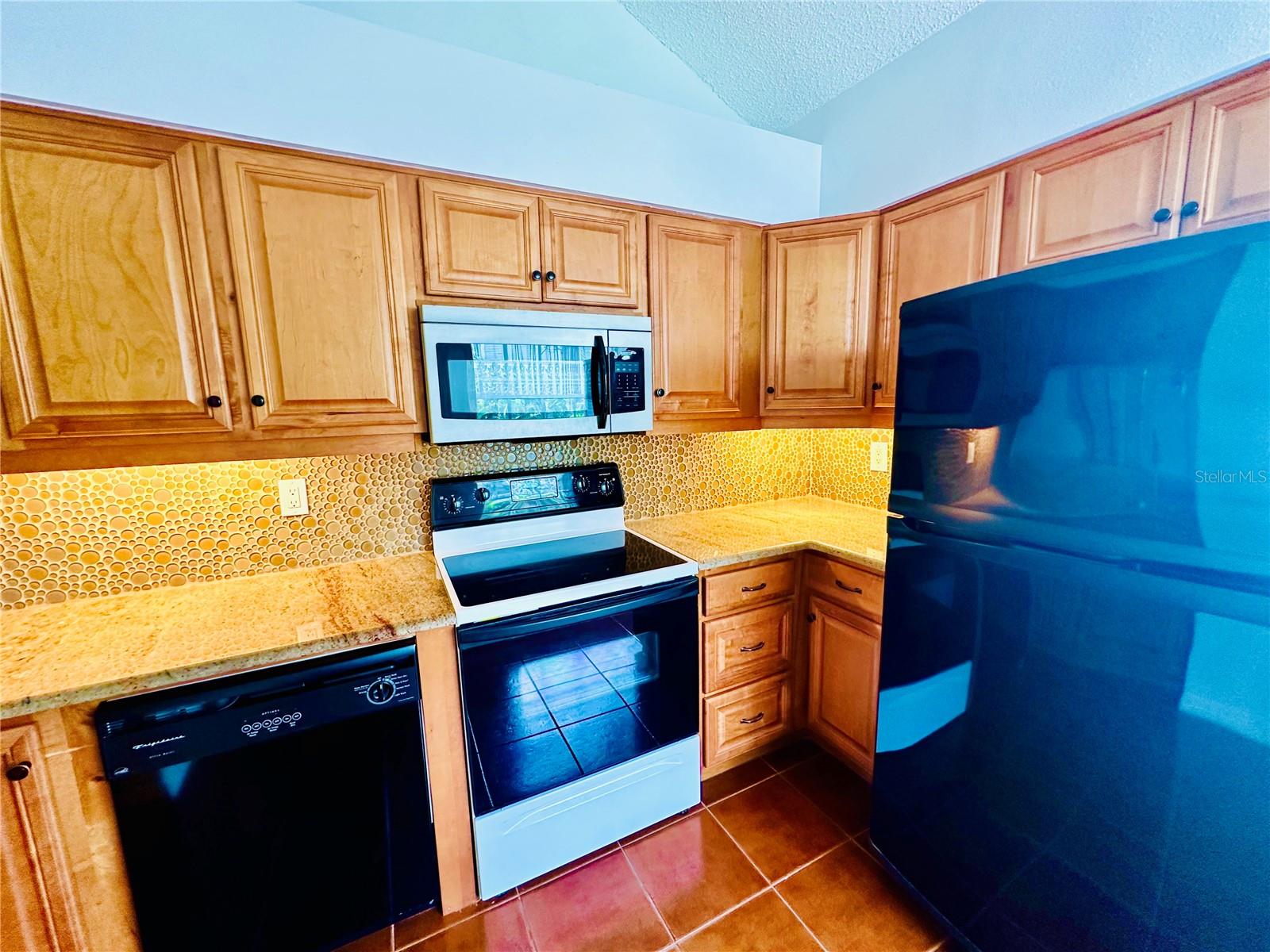 Image 14 of 58 For 6825 Stones Throw Circle N 1202
