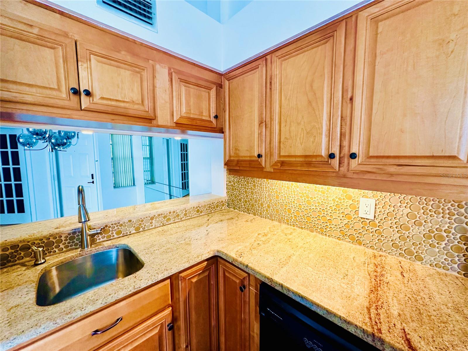 Image 18 of 58 For 6825 Stones Throw Circle N 1202