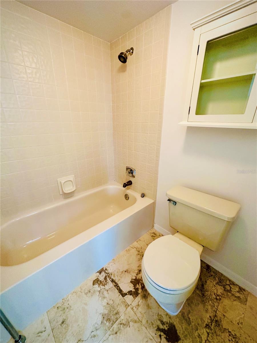 Image 42 of 58 For 6825 Stones Throw Circle N 1202