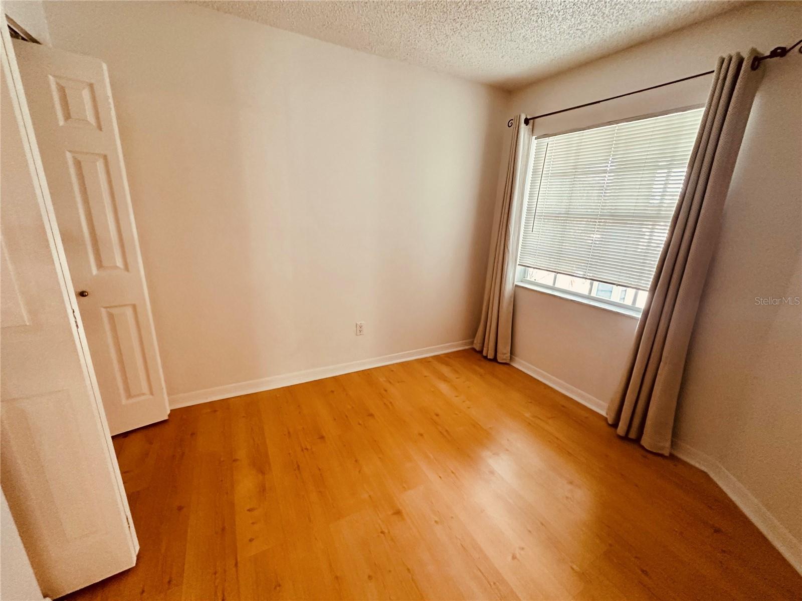 Image 9 of 58 For 6825 Stones Throw Circle N 1202