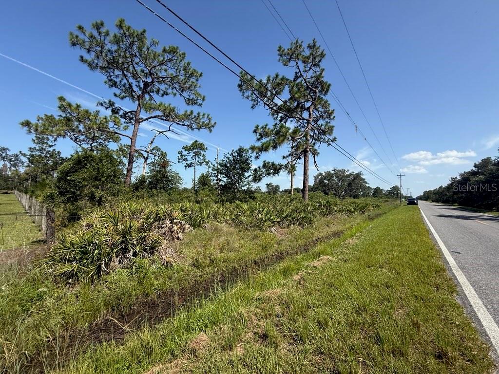 Image 2 of 3 For Tiger Lake Road