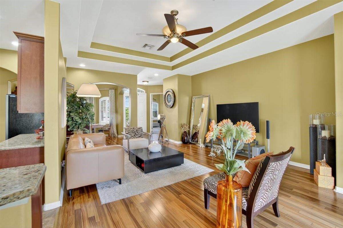 Image 16 of 66 For 2336 Shirecrest Cove Way