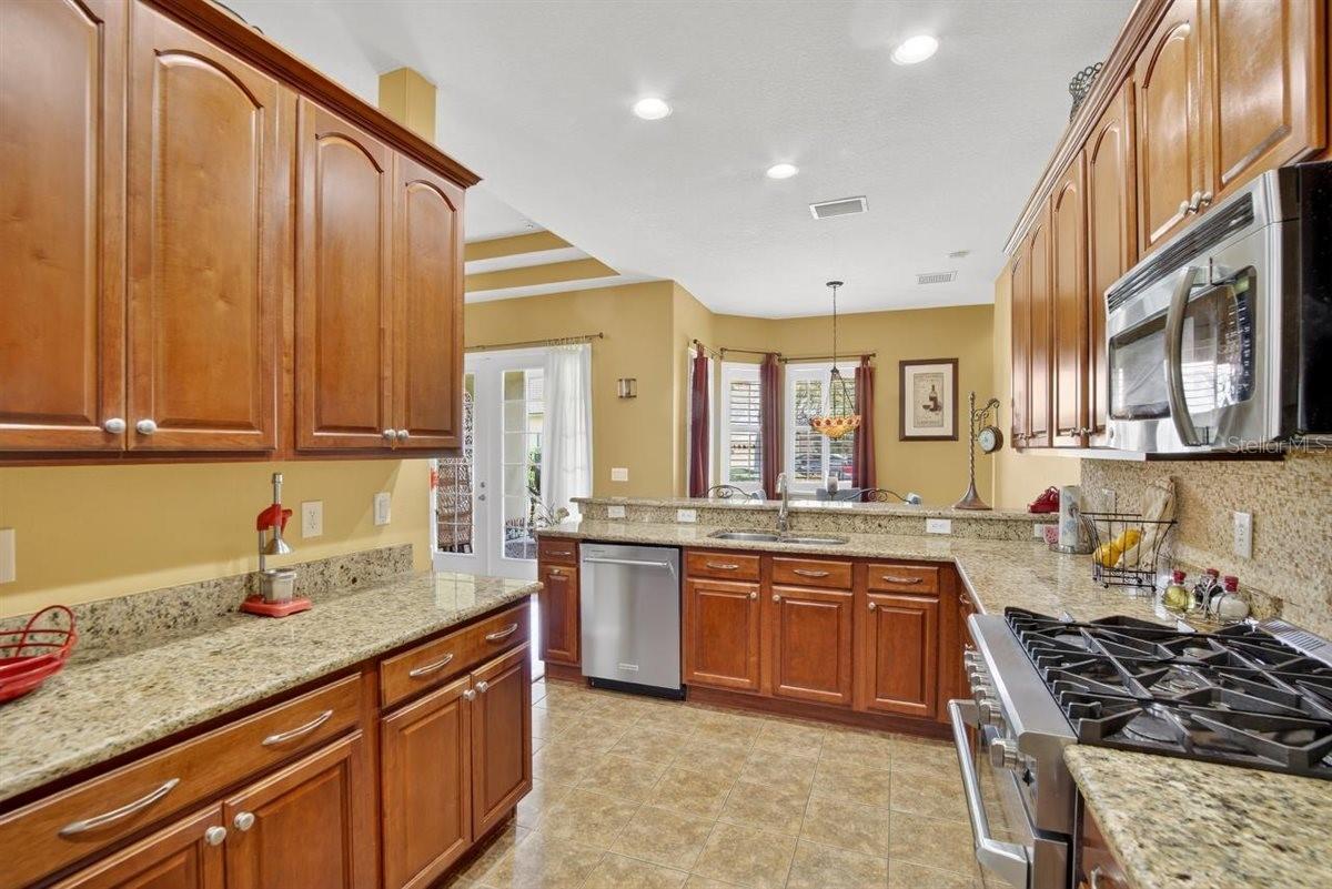 Image 19 of 66 For 2336 Shirecrest Cove Way
