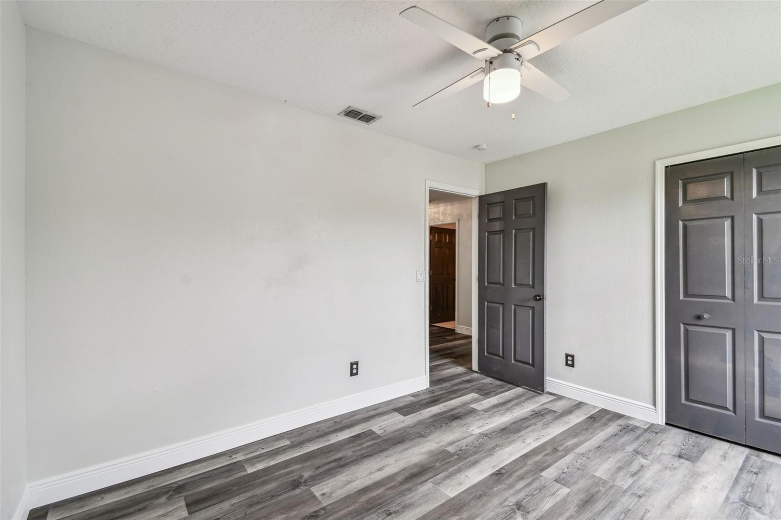 Image 31 of 100 For 16003 Ridley Place