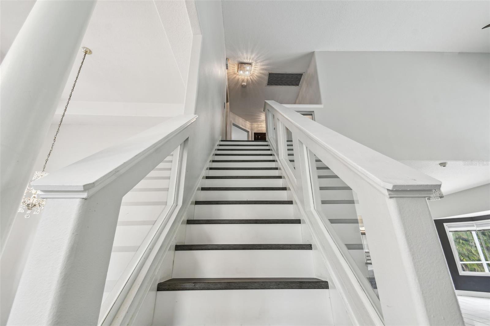 Image 43 of 100 For 16003 Ridley Place