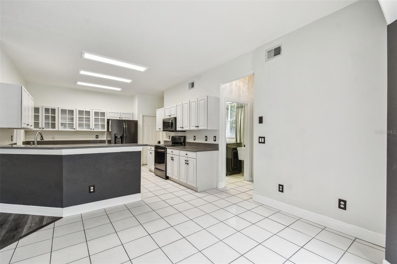 Image 77 of 100 For 16003 Ridley Place