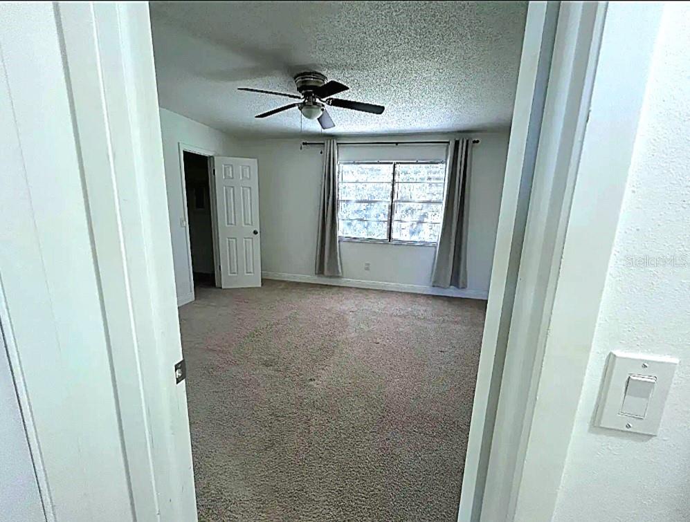 Image 4 of 33 For 3420 Oak Trail Court