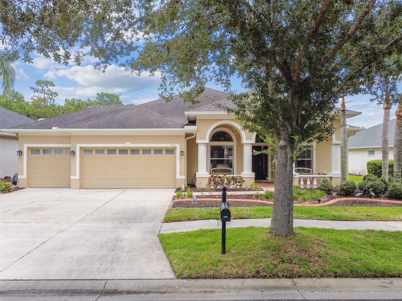Details for 9311 Mangrove Court, TAMPA, FL 33647