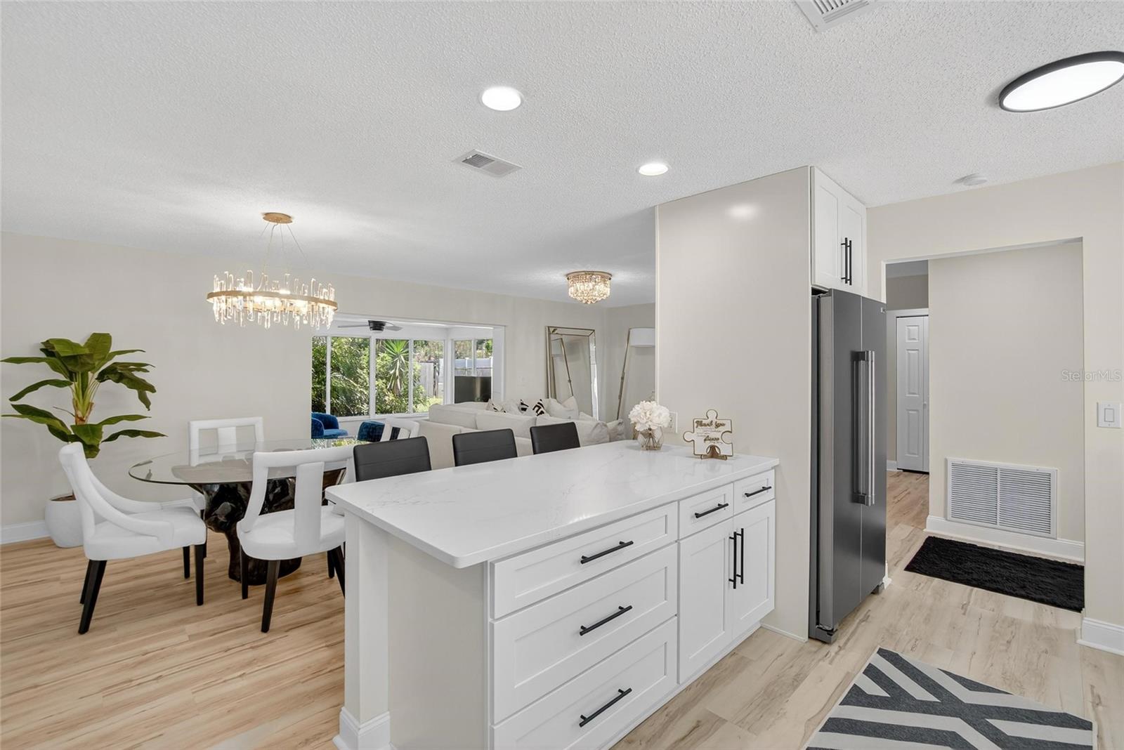 Image 14 of 50 For 2190 Bramblewood Drive N