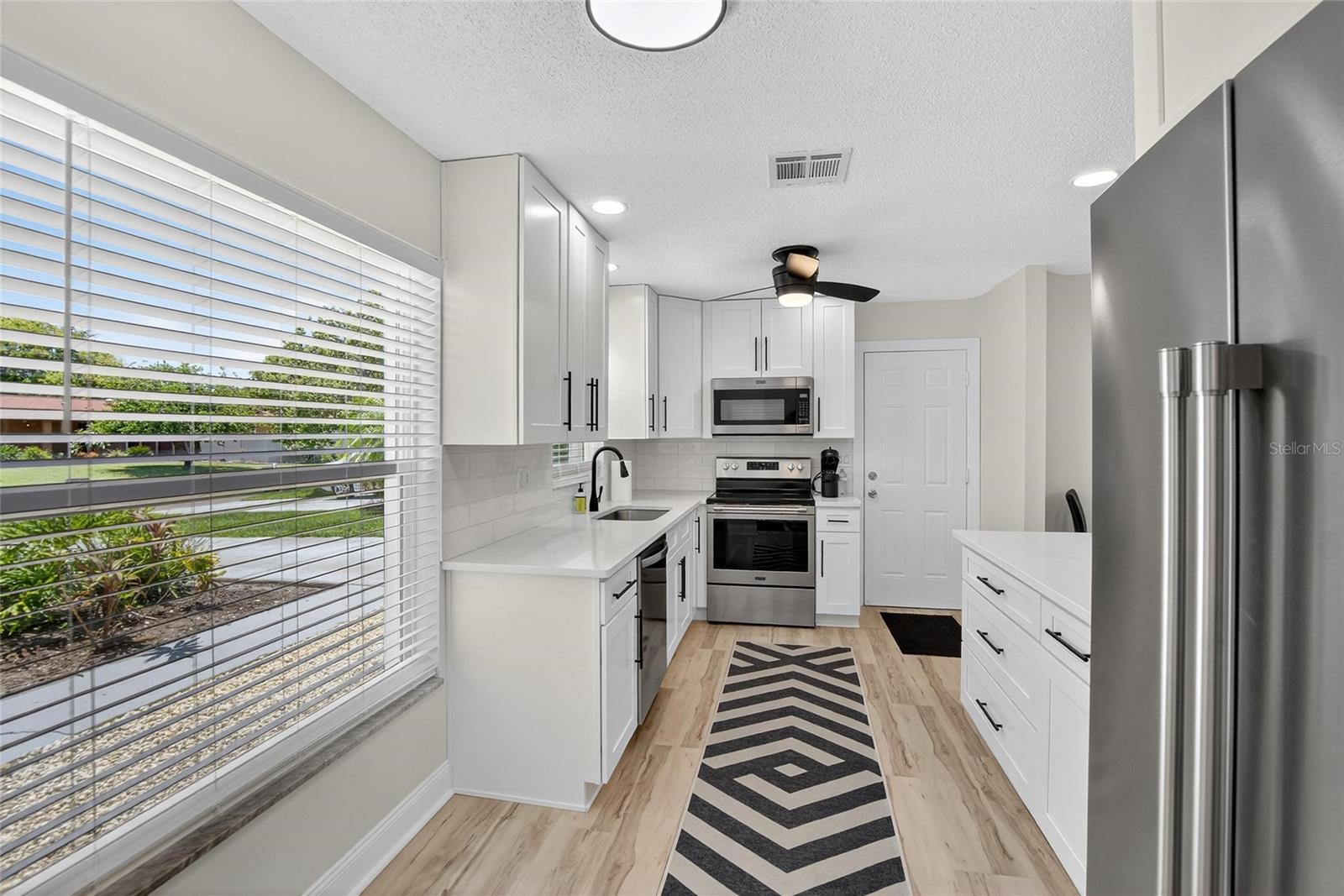 Image 18 of 50 For 2190 Bramblewood Drive N