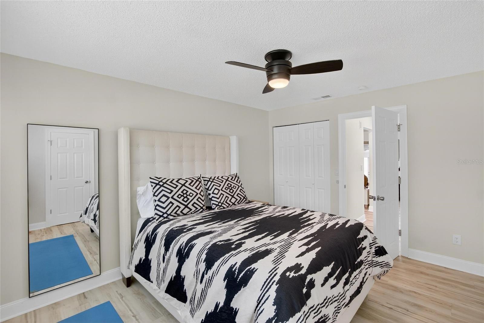 Image 20 of 50 For 2190 Bramblewood Drive N