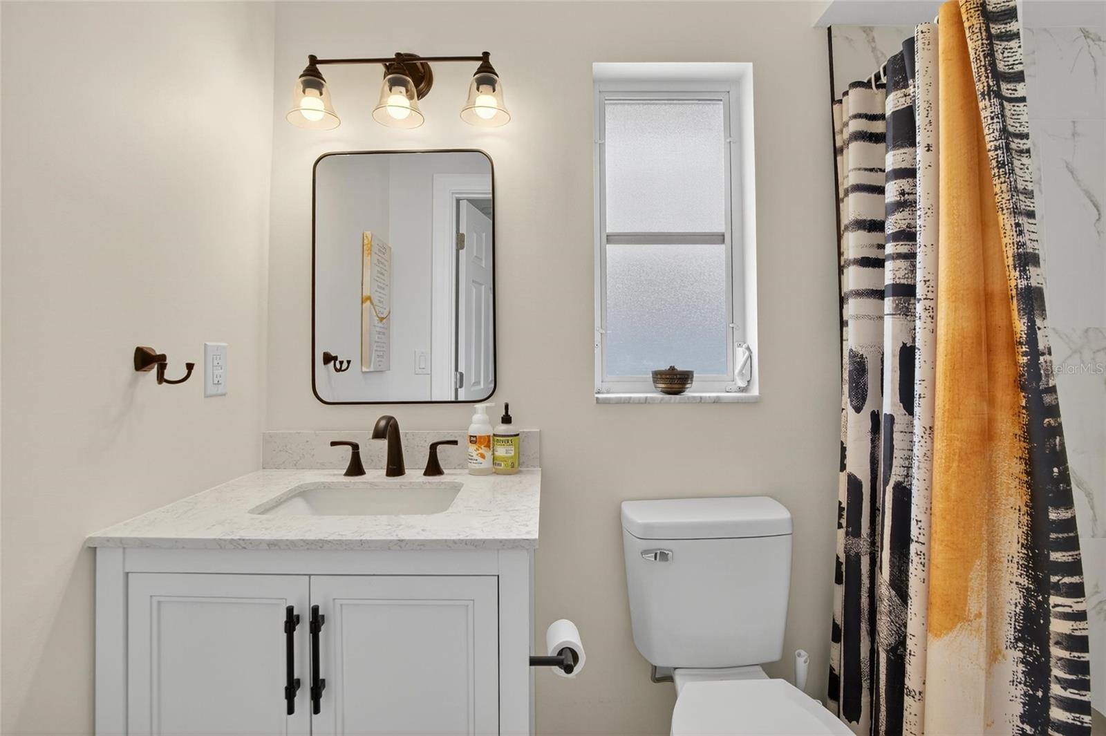Image 23 of 50 For 2190 Bramblewood Drive N