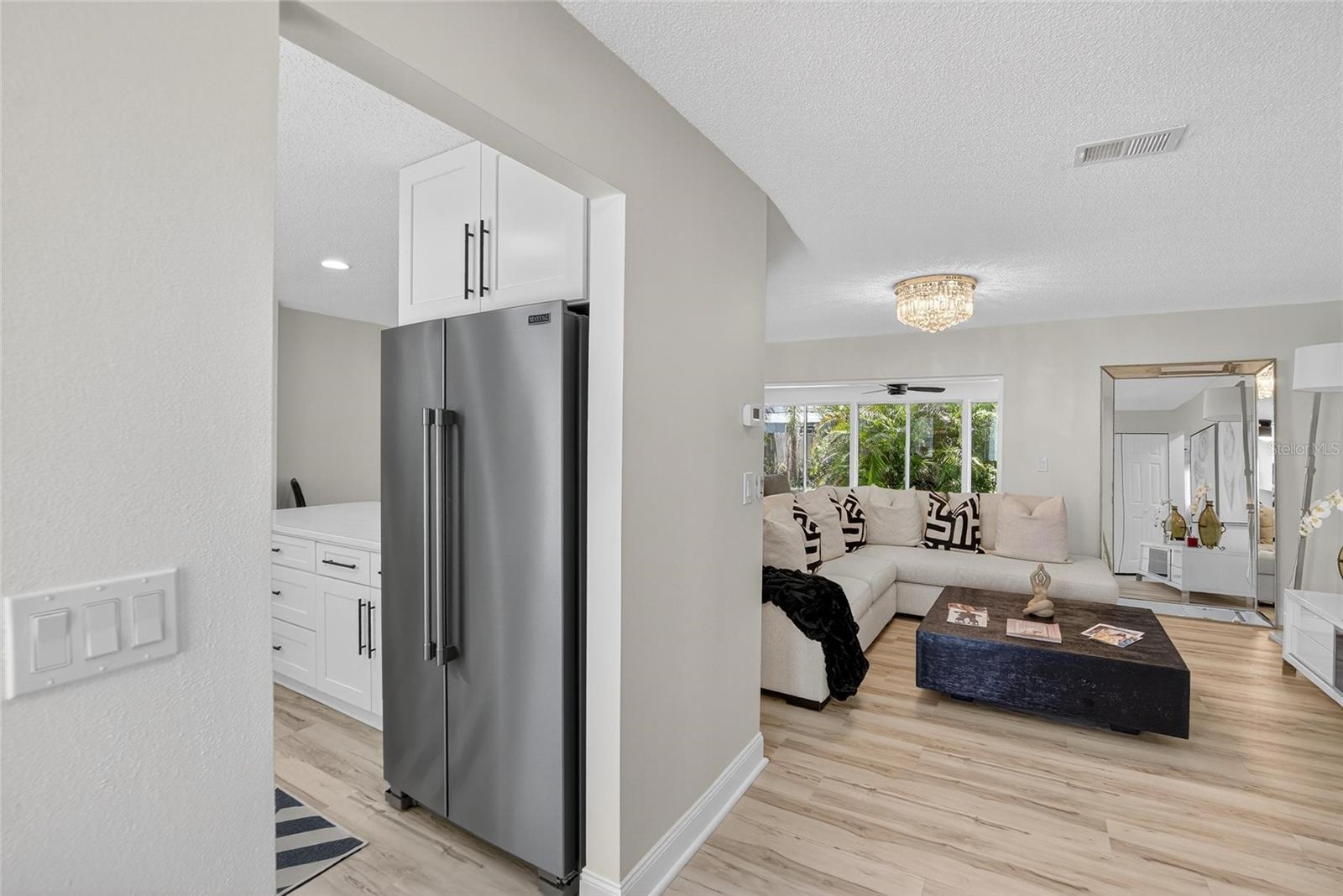 Image 9 of 50 For 2190 Bramblewood Drive N