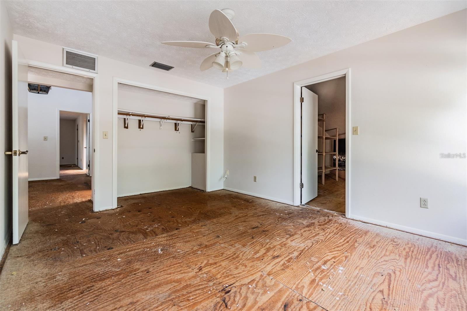Image 13 of 21 For 2620 Trent Road