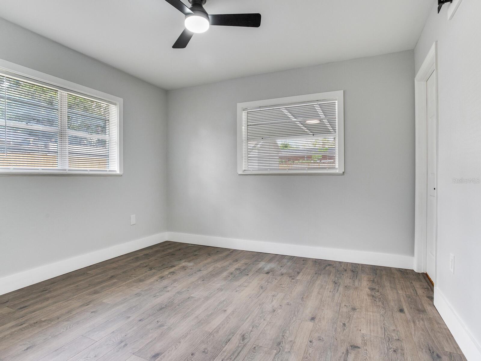 Image 13 of 20 For 10120 Aster Avenue
