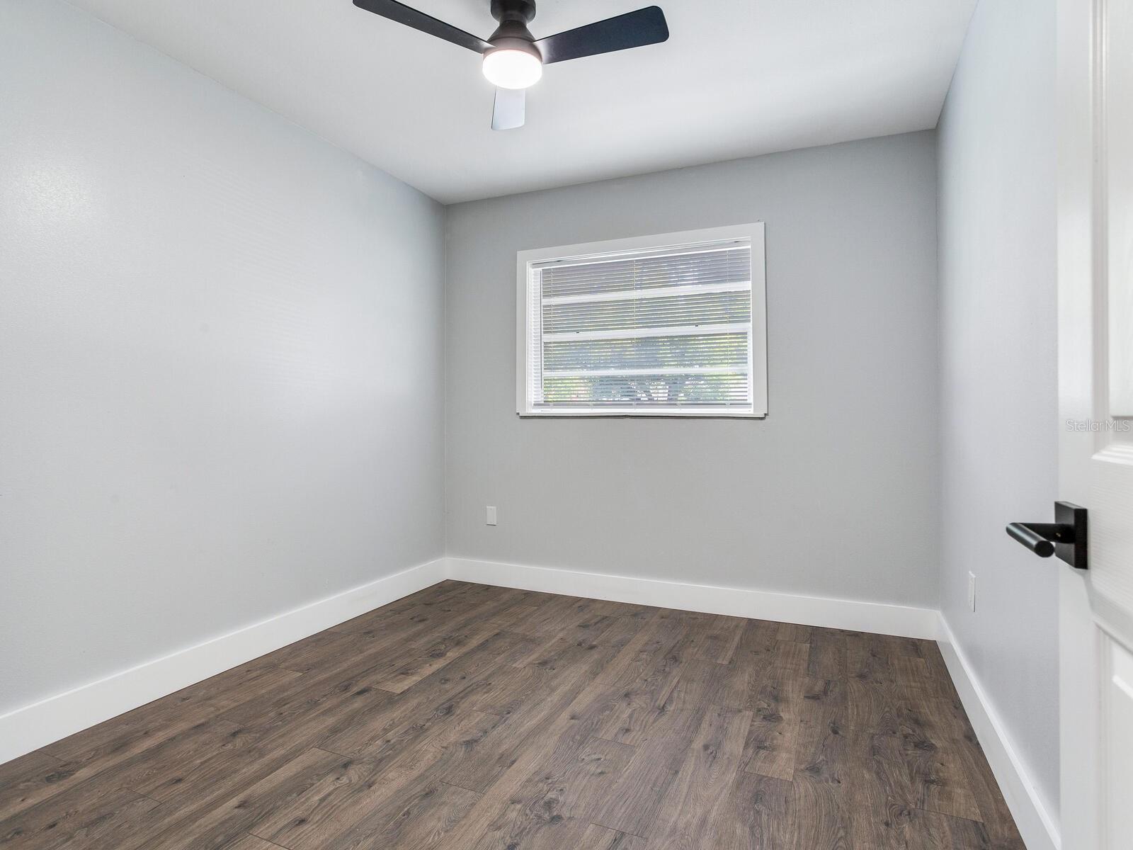 Image 16 of 20 For 10120 Aster Avenue