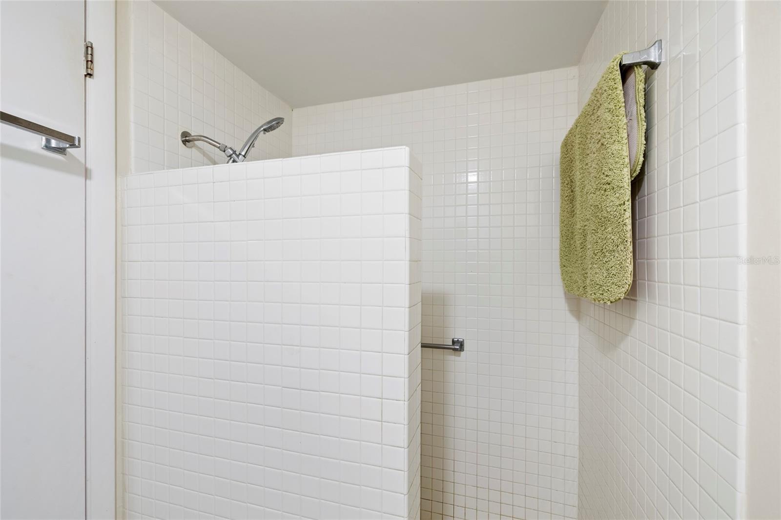 Image 16 of 29 For 4114 Northmeadow Circle 4114
