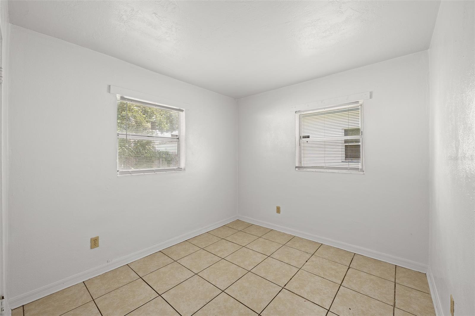 Image 14 of 43 For 1407 Taft Avenue