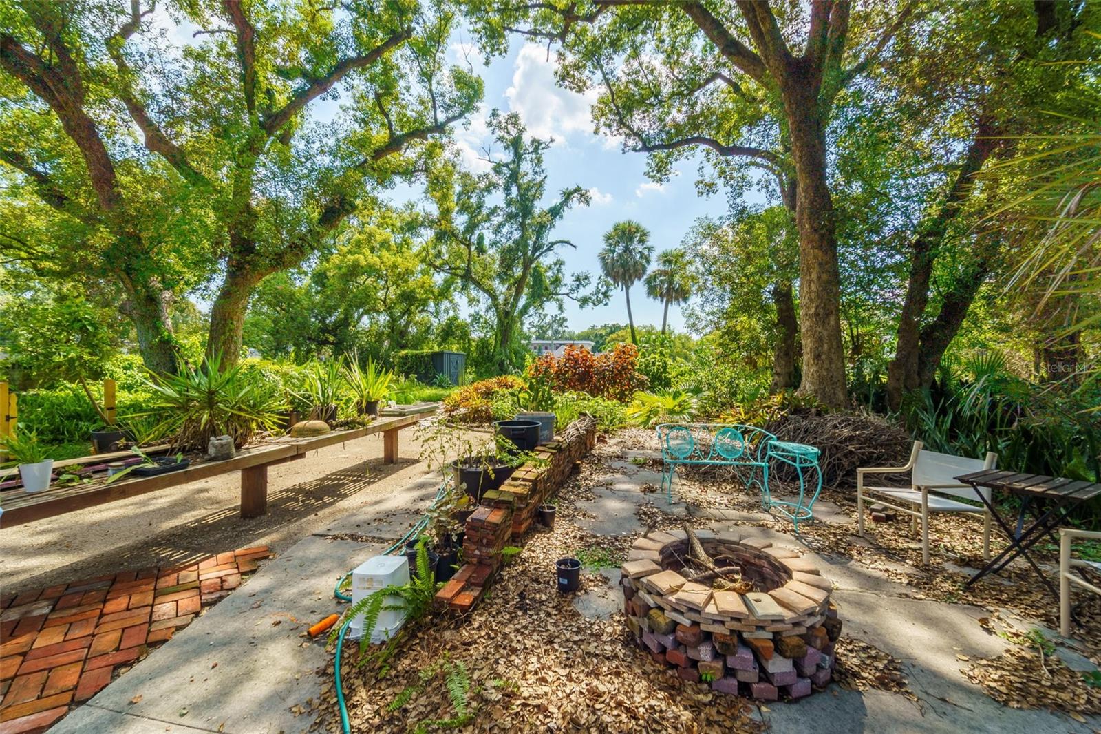 Image 5 of 21 For 2708 Elmore Avenue