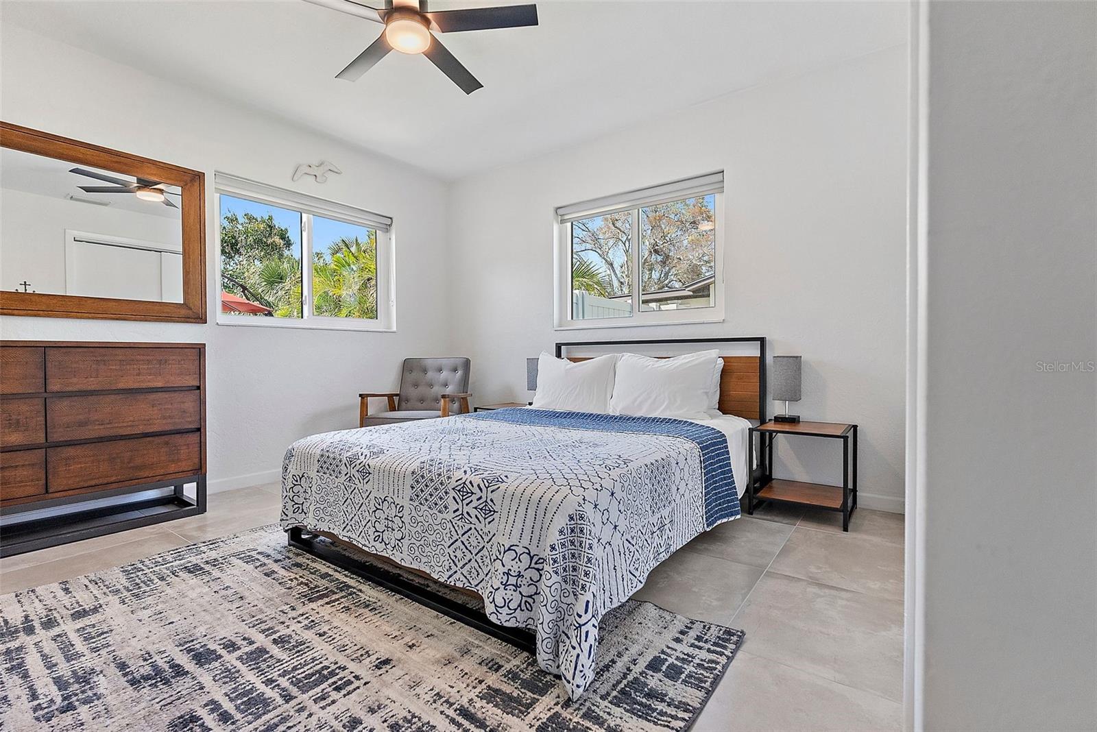 Image 11 of 43 For 4149 38th Street S