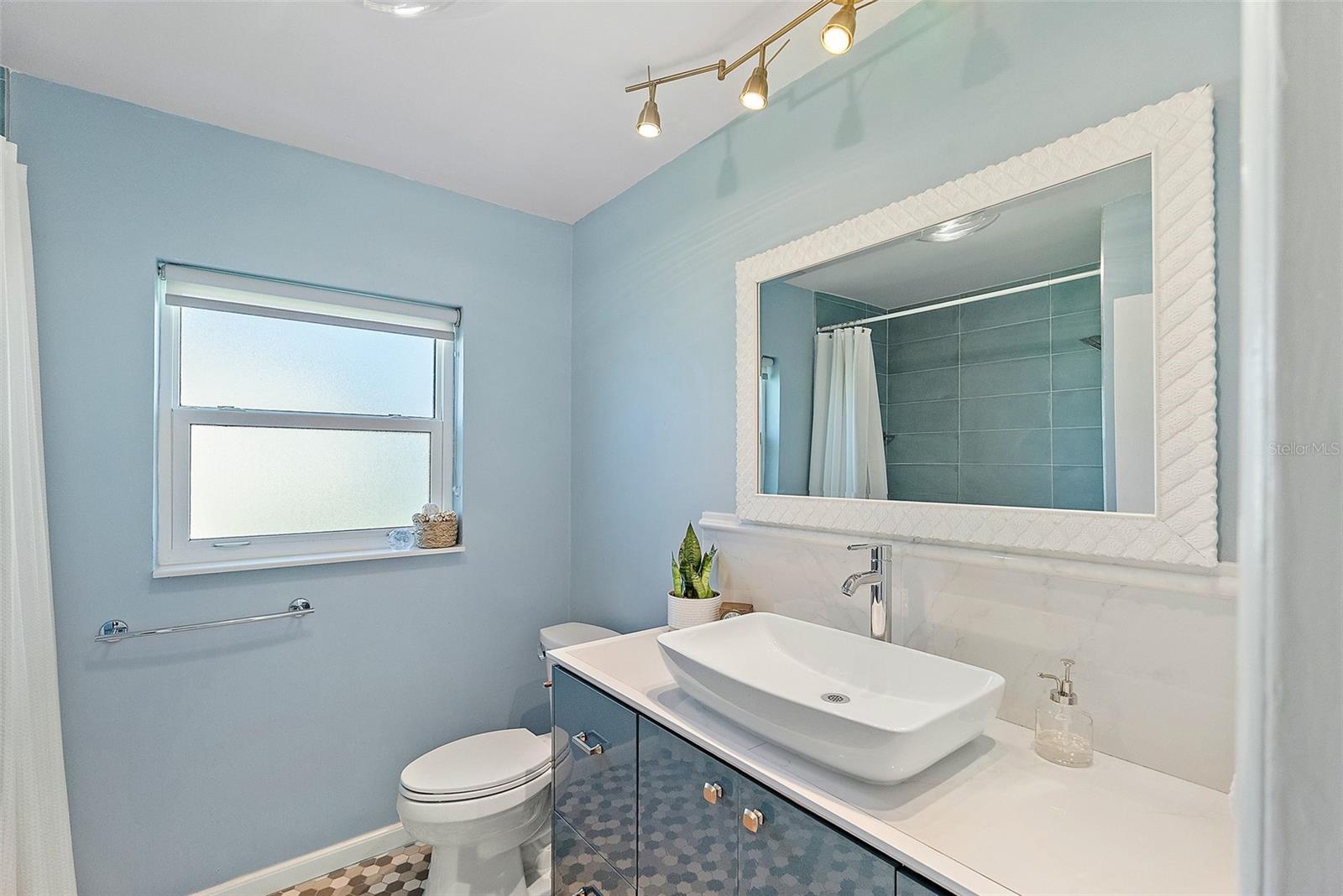 Image 12 of 43 For 4149 38th Street S