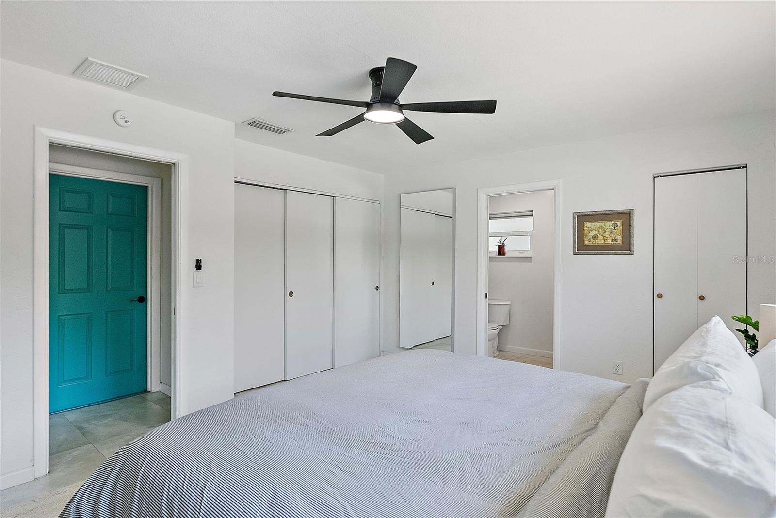 Image 33 of 43 For 4149 38th Street S