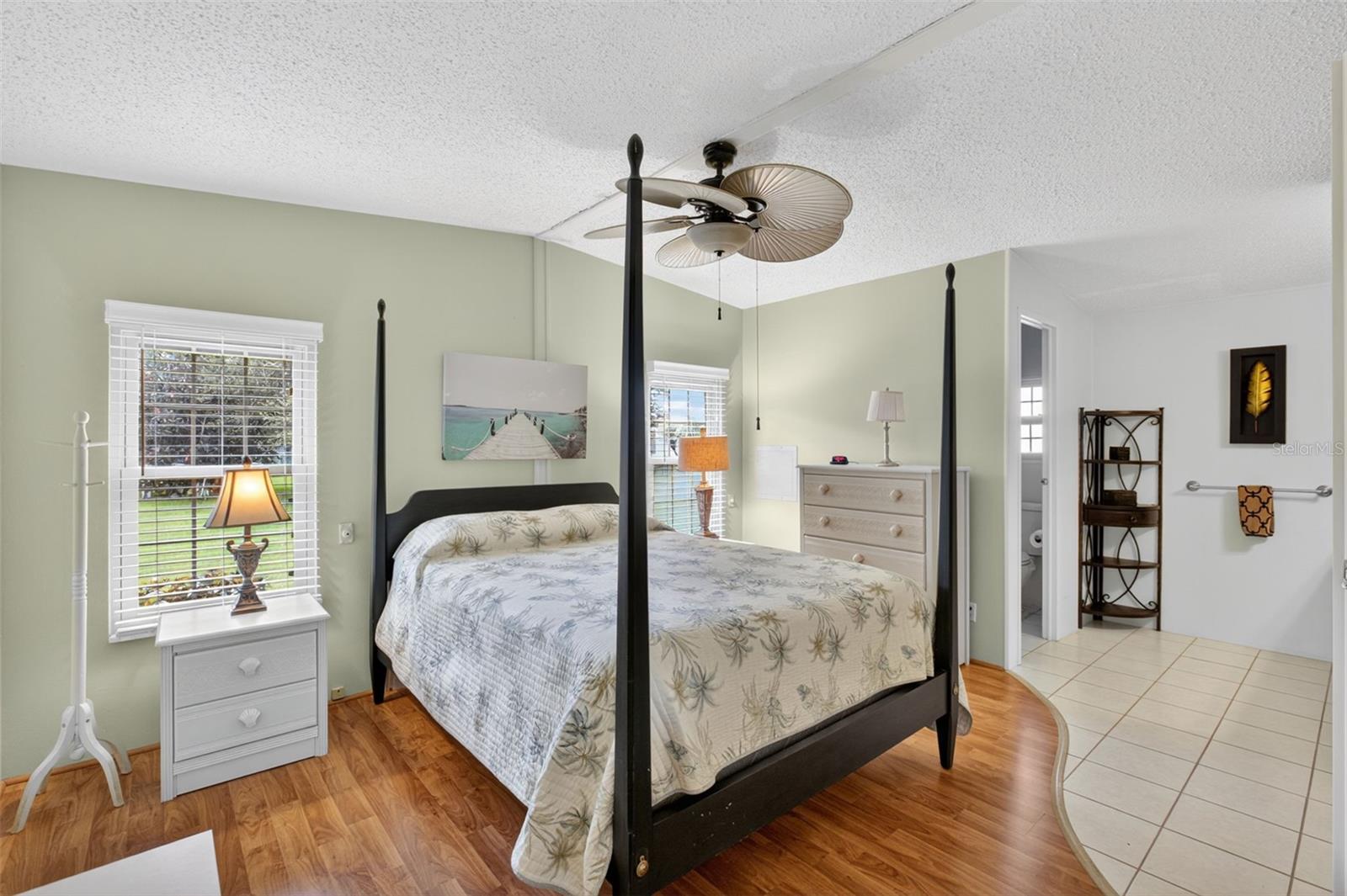 Image 21 of 87 For 517 La Playa Circle