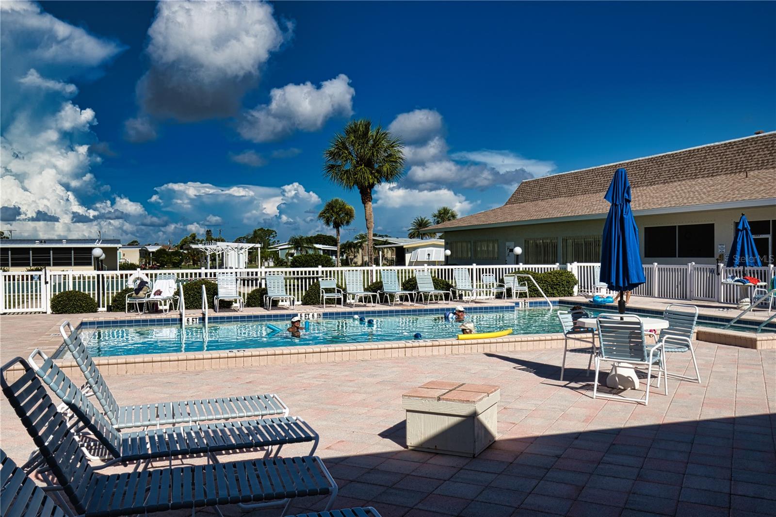 Image 44 of 87 For 517 La Playa Circle