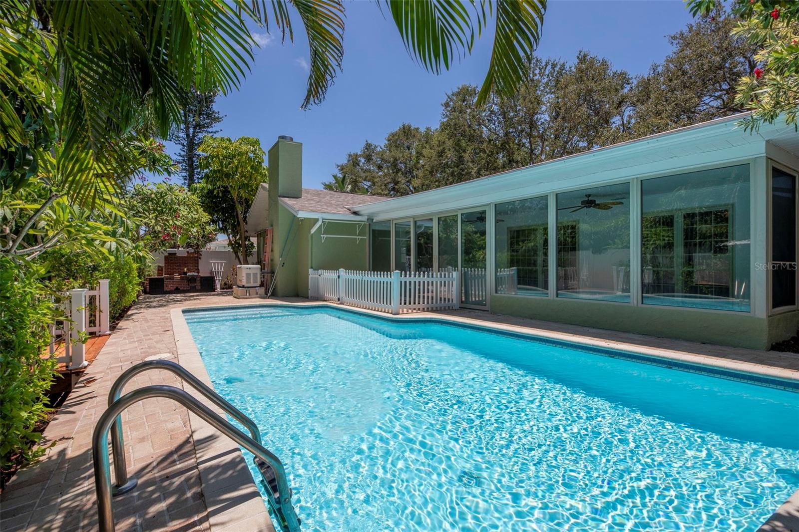 Image 35 of 50 For 8135 Bayshore Drive