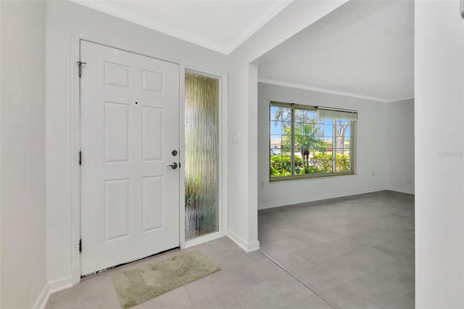 Image 5 of 50 For 8135 Bayshore Drive