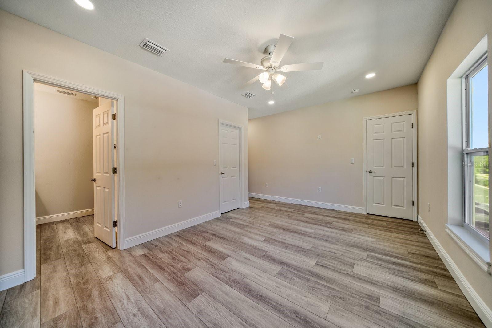 Image 17 of 20 For 8411 Daves Homes Place