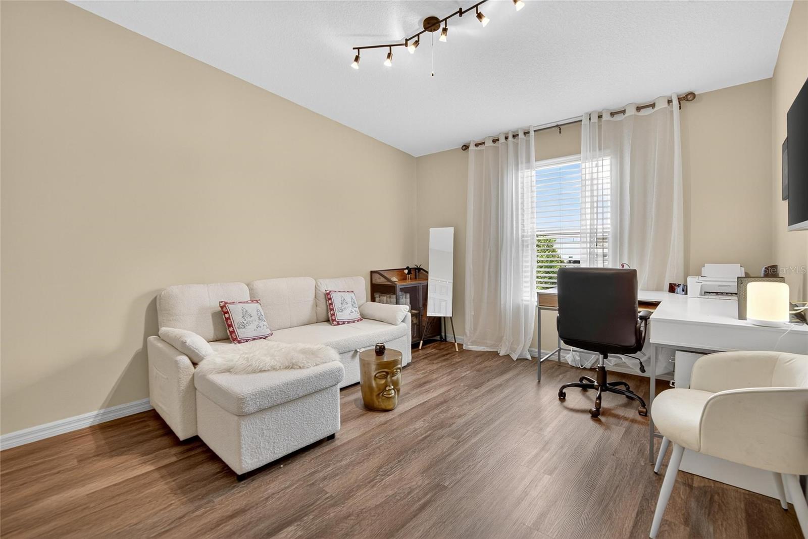 Image 11 of 63 For 1819 Sommarie Way