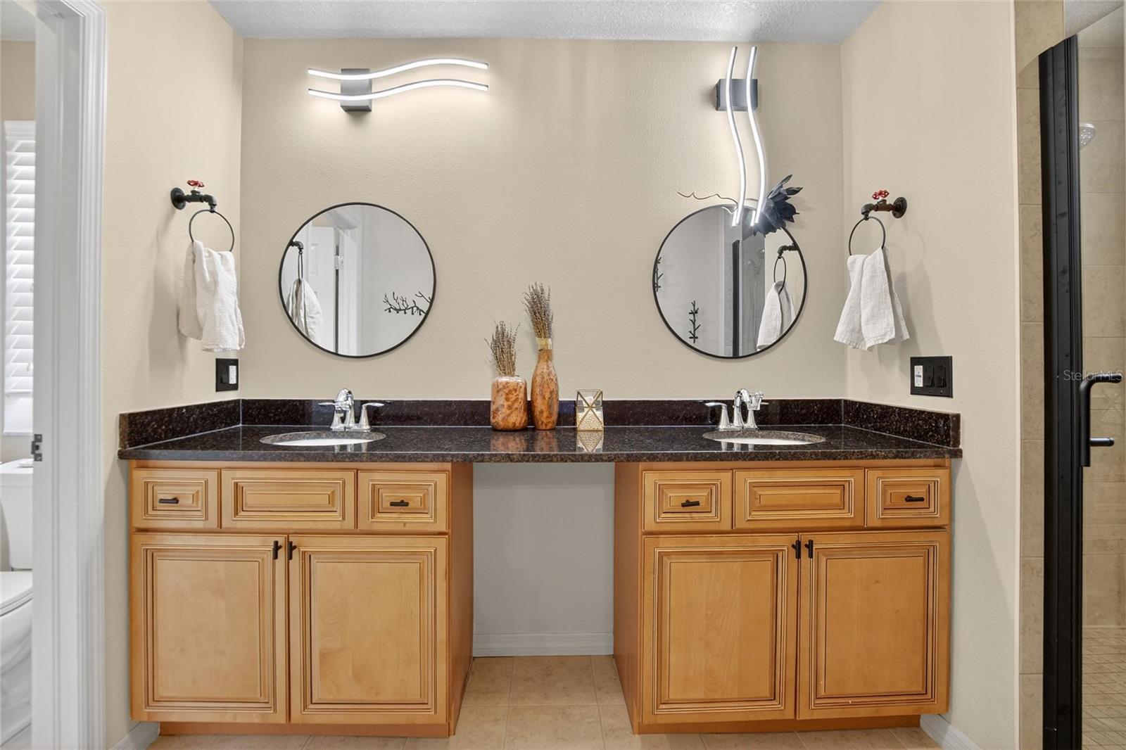Image 20 of 63 For 1819 Sommarie Way