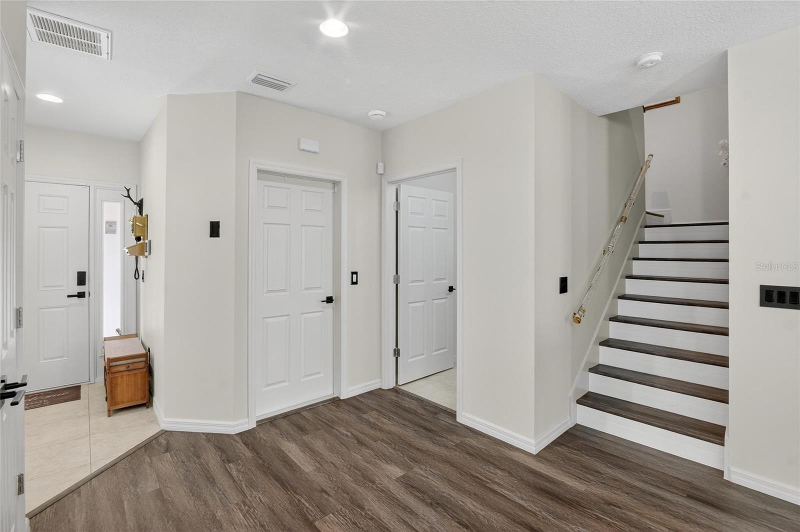 Image 26 of 63 For 1819 Sommarie Way